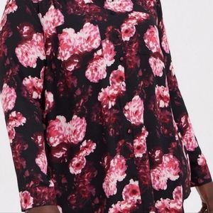 Torrid NWT Madison Pink Floral Blouse